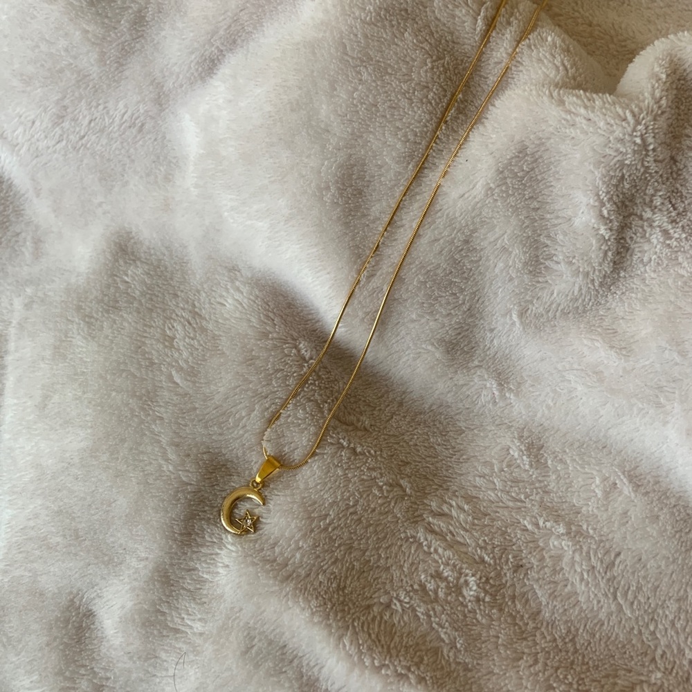 NEW! gold plated moon stars necklace 🌙💫 - Picture 2 of 6